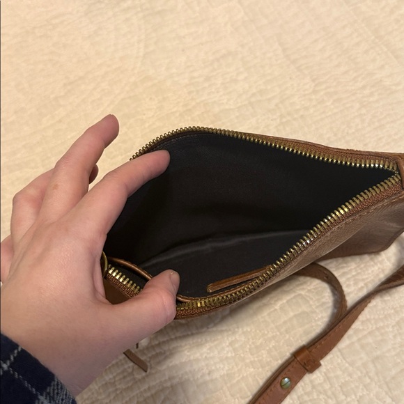 Madewell The Simple Crossbody Bag - Picture 6 of 7